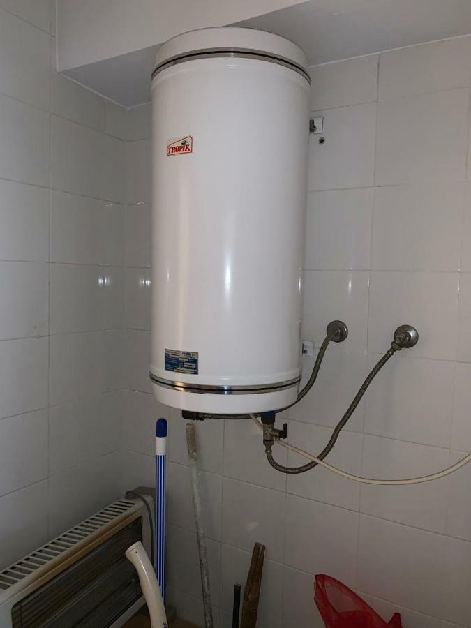 Apartamento Cambrilsfornia公寓 外观 照片